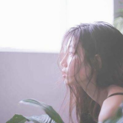 36张无文字伤感女生头像 高清质感大图合集