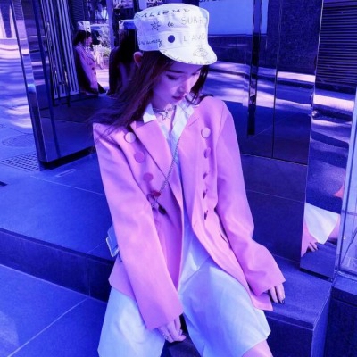 33张高清紫色高贵女生真人头像 氛围感拉满的QQ头像合集