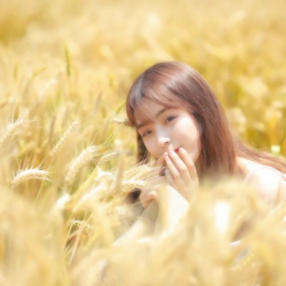 36组一人一张的唯美小清新QQ闺蜜头像 高清好看又合适