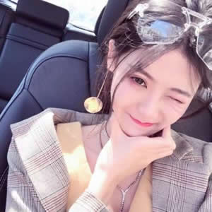 14张高清漂亮女生头像 适合社交平台用的好看头像合集