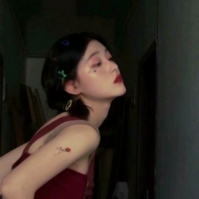 快手超酷女生头像合集！19张高清个性女头直接抱走