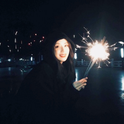 35张优雅有女人味的微信头像 高清好看直接用