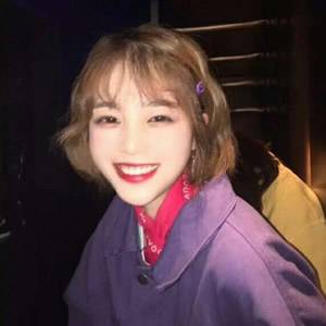 16张高清帅气女生短发QQ头像 直接拿来用