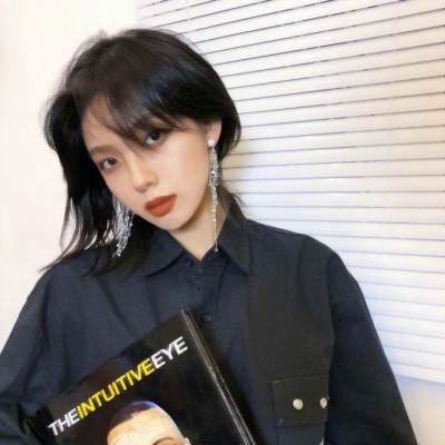 23张超酷女生微信头像合集 高清又够潮