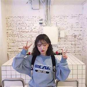 12张高清小清新女生微信头像 好看又百搭