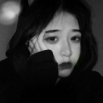 12张高清丧系黑白真人女生头像，氛围感拉满