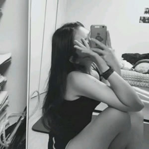 16张高清堕落感黑白颓废女头像合集