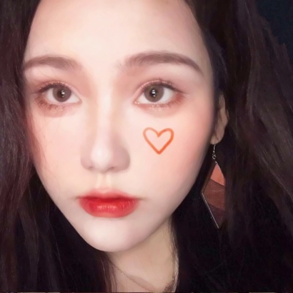 24张高清成熟韵味女生头像 沉稳气质感拉满