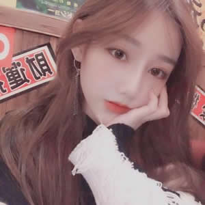 16张青春感拉满的瘦脸白皮肤美女头像 颜值超耐看