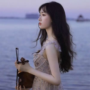 16张高清蓝色调高冷女生头像 氛围感拉满