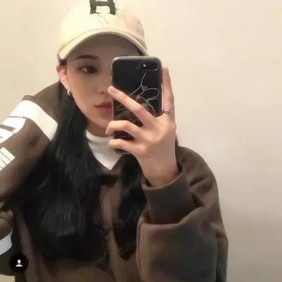 20张霸气戴帽女生QQ头像 高清质感拉满