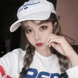 女生超拽霸气女王范QQ头像 简约大气又时髦（共16组）