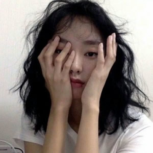 女生韩版潮流头像合集 14张高清好看的女生头像素材