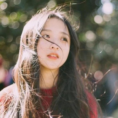 10张清新淡雅安静感女生头像 高清意境图合集