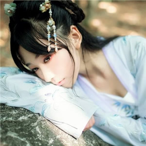 16张高清好看的女生小清新古风唯美头像