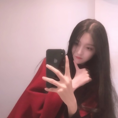 16张高清欧美风女生QQ头像 氛围感直接拉满