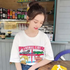 12张高清青春感拉满的时尚女生QQ头像