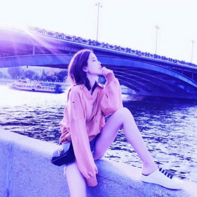 33张高清紫色高贵女生真人头像 氛围感拉满的QQ头像合集