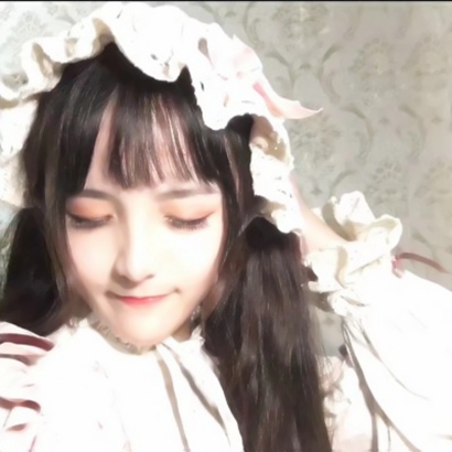 21张高清时尚闺蜜微信头像 快和搭子一起换！