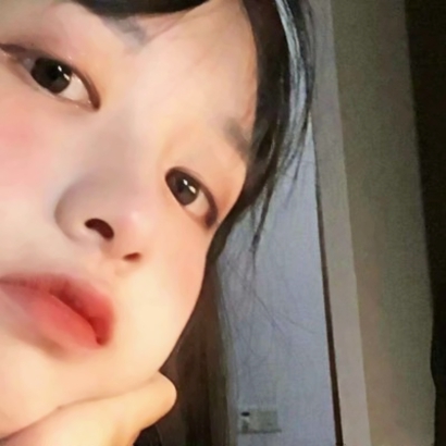 18张高清非主流风格杂图女生头像合集