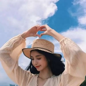 女生蓝天大海唯美头像合集 15张高清图上线