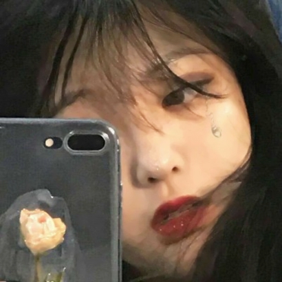 16张高清近距离女生脸部特写个性女头