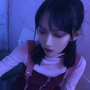 16张高清蓝色调高冷女生头像 氛围感拉满