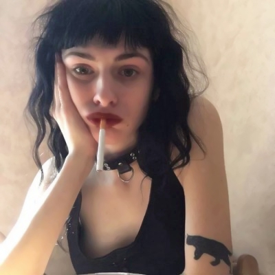 抖音用的欧美女生头像来啦！10张高清款气质气场拉满