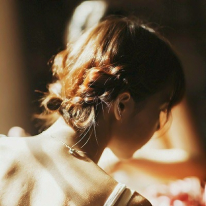 18张高清霸气欧美女生头像 风格飒爽又好看