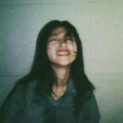 12张氛围感拉满的伤感系女生头像 高清意境感拉满