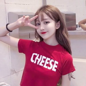 14张高清时尚美女微信头像 好看的女生头像合集