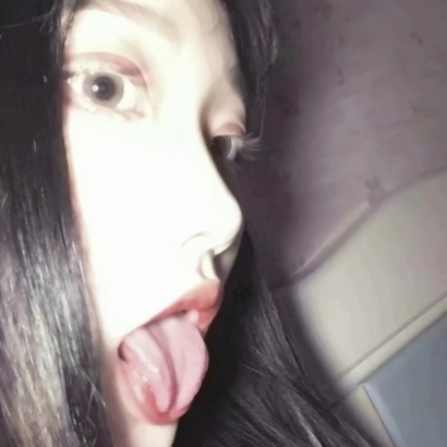 18张高清非主流风格杂图女生头像合集