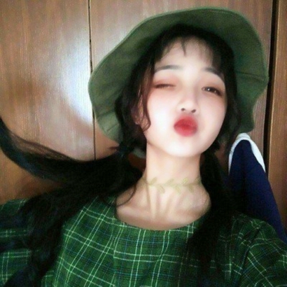 22张高清绿色系女生QQ头像 个性好看的女生头像合集