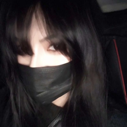 18张高清非主流风格杂图女生头像合集