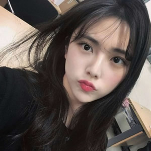 原宿风女头像高清合集！16张氛围感拉满的女生头像