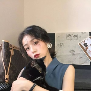 女生可爱小清新微信头像合集 14张高清甜妹头像分享