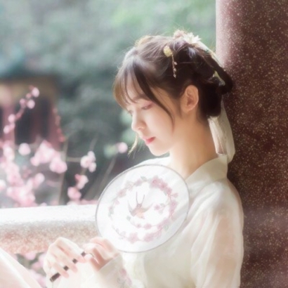 22张高清氛围感拉满的真人女生古风头像