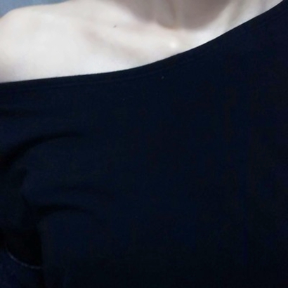 8张高清好看的女生性感锁骨QQ头像分享