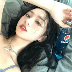 女生霸气冷艳超酷头像合集！16张拽姐范儿头像直接拿走