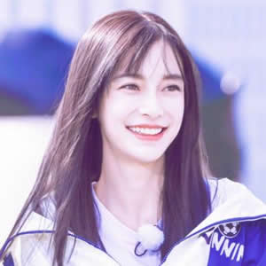 15张高清清纯唯美女生QQ头像 快来挑选你的专属头像