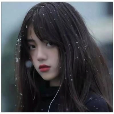 33张高清可爱QQ女头合集 潮感拉满的女生头像素材