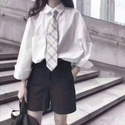 霸气又带感！18张带点随性态度的女生头像