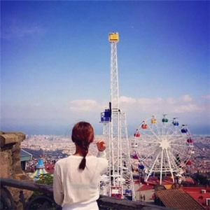 24张高清唯美女生背影杀头像 氛围感拉满