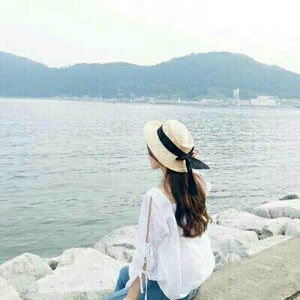 16张非主流女生背影头像 直接存就能用