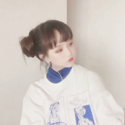 22张干净清爽的白色系纯洁女生头像 高清无修饰