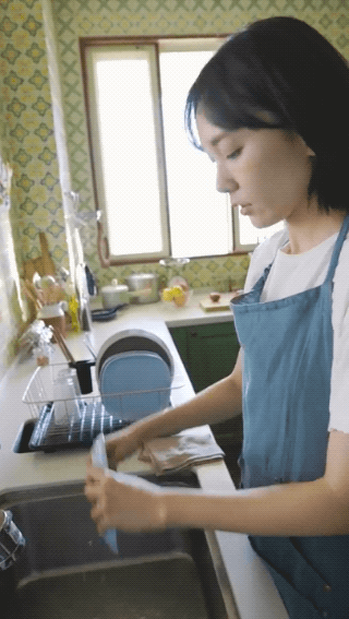 老婆做家务辛苦啦 新恒结衣暖心表情包合集