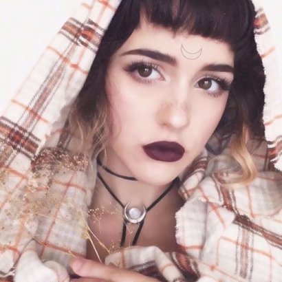 14张高清时尚欧美女头像 氛围感拉满的女生头像素材