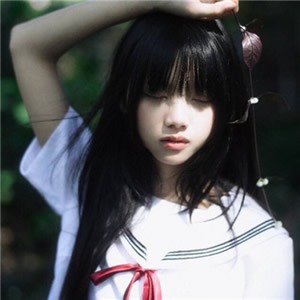 12张氛围感拉满的女生伤感意境头像合集