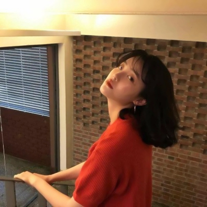 微信唯美女生头像 15张高清好看的女生头像大图合集