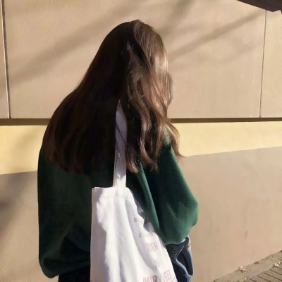 34张有气质的高清女生头像 适合当微信头像的个性气质女头合集
